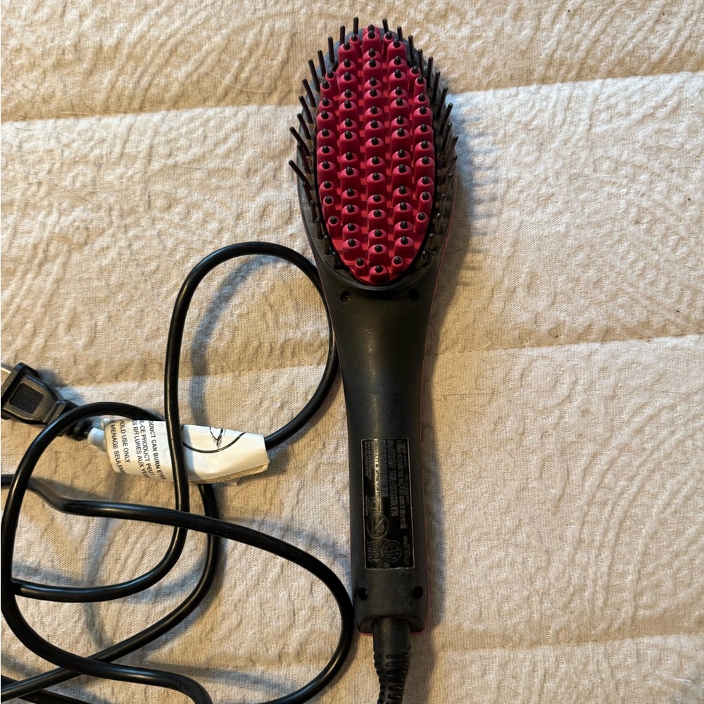 Simply, Street Black and Red Hair Straightening Brush